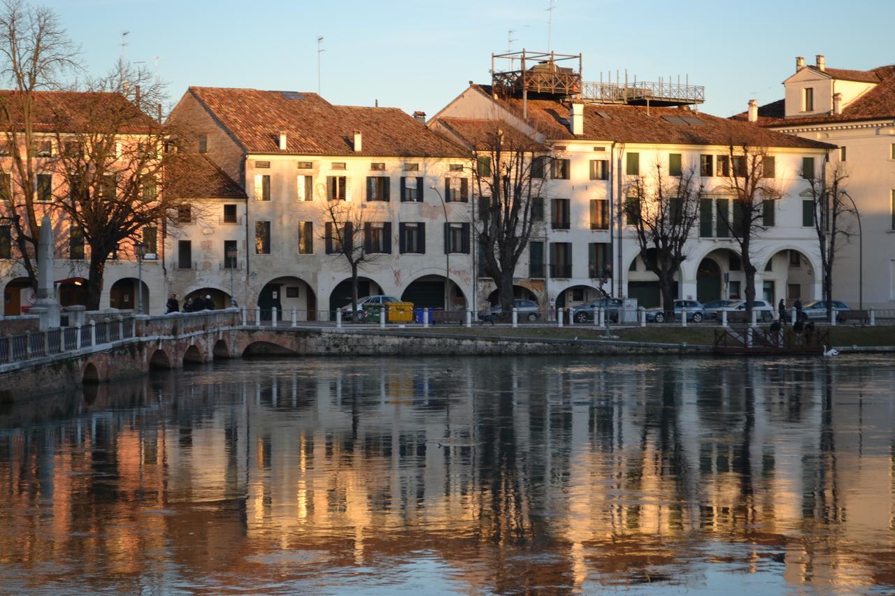 Portico Oscuro Deluxe Apartment - Centro Citta Treviso Buitenkant foto