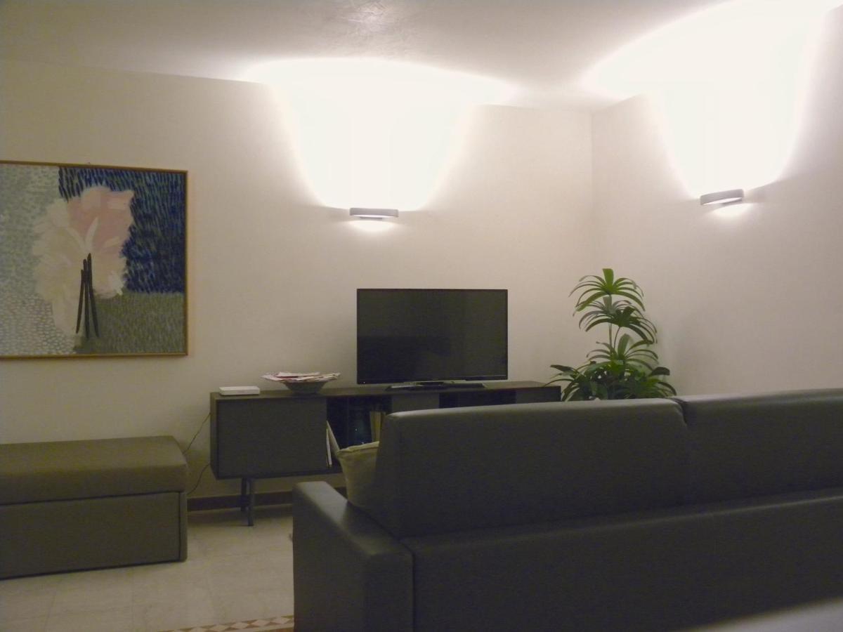 Portico Oscuro Deluxe Apartment - Centro Citta Treviso Buitenkant foto